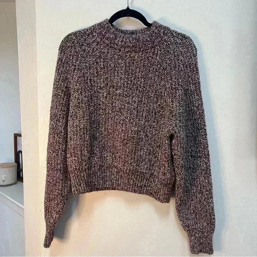 Women’s chunky purple & cream sweater size Medium